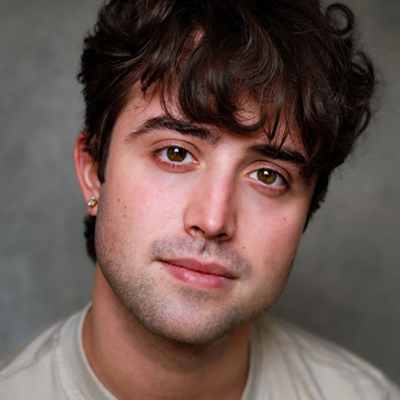 Headshot of Andrew Faria