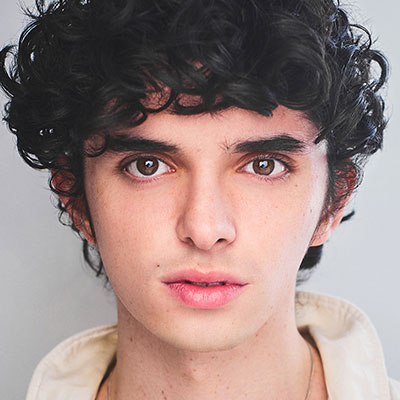 Headshot of Oscar Williams